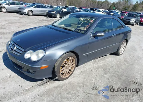 2008 Mercedes-Benz Clk 350 from USA, damaged, VIN WDBTJ56H38F236864